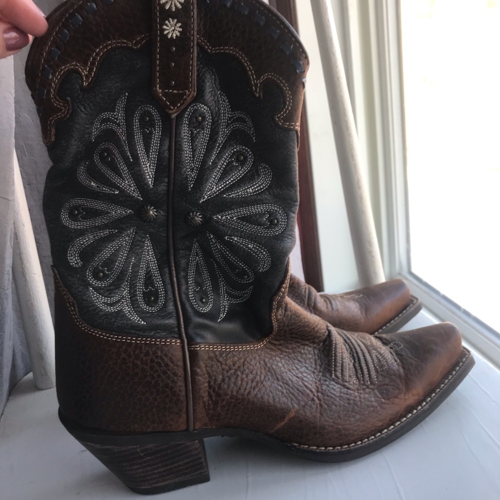 Women’s Ariat cowboy boot